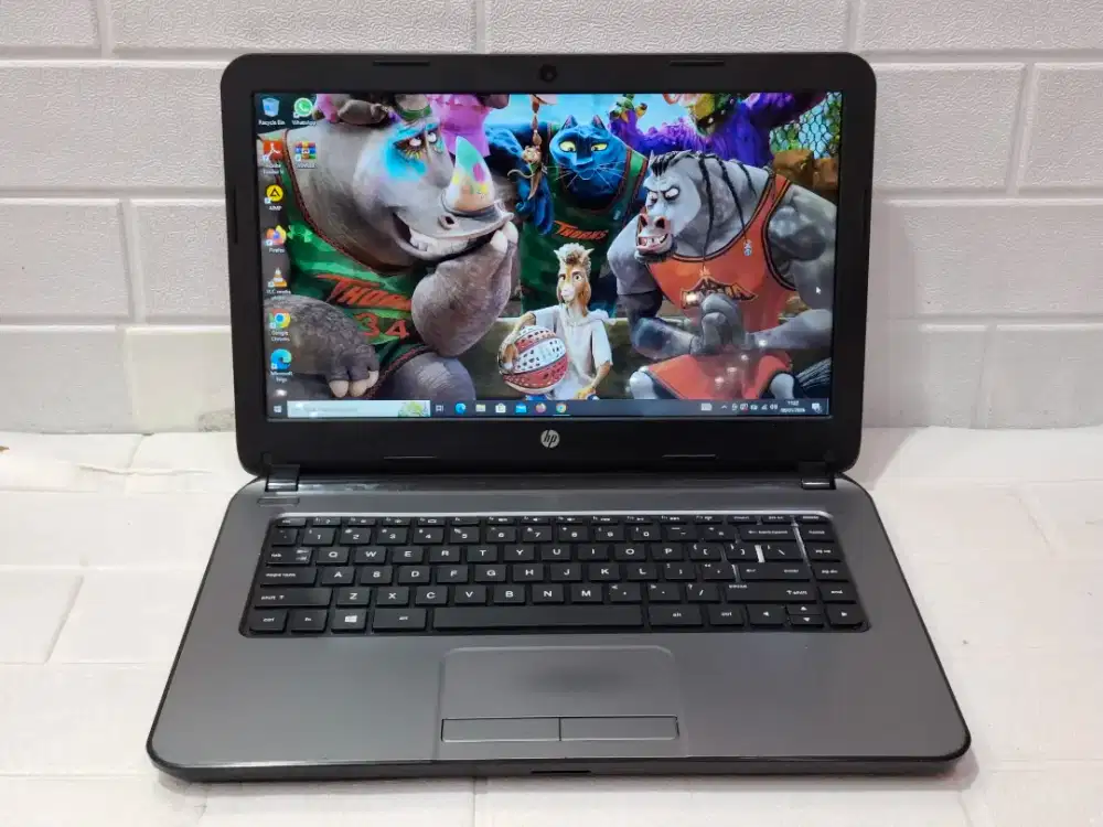 Laptop hp 14 Notebook prosesor Intel Core i3-4030U/Ram 4GB/SSD 256GB