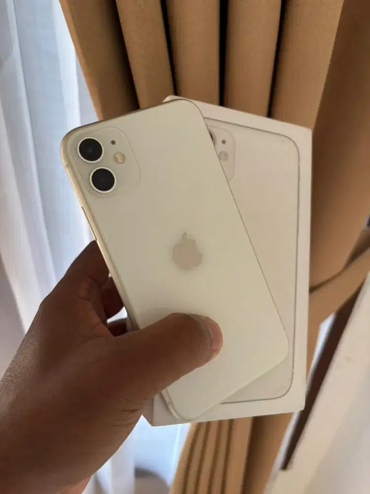 iPhone 11 Lock iCloud 64GB