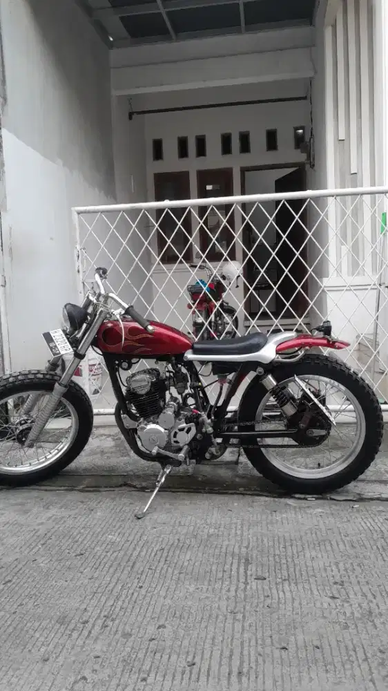 megapro custom choper