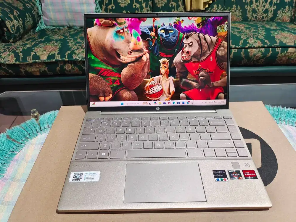 Laptop hp pavilion aero 13-be1003au, cocok buat editing rendering codi