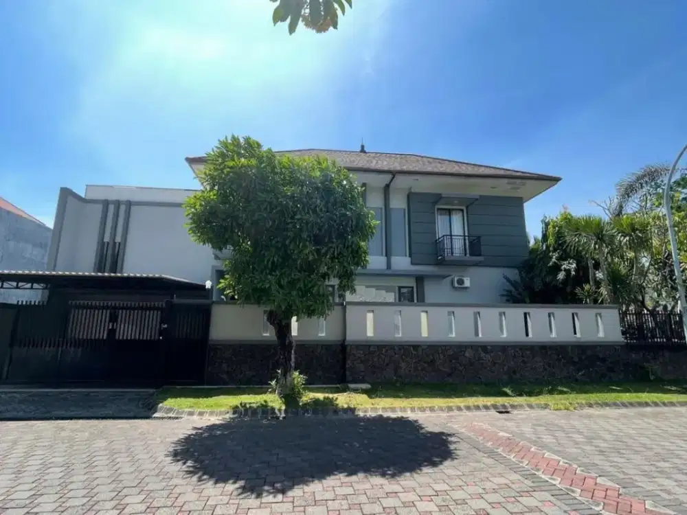 RUMAH MEGAH, ADA SWIMMING POOL DI CHOFA SUKOMANUNGGAL SURABAYA