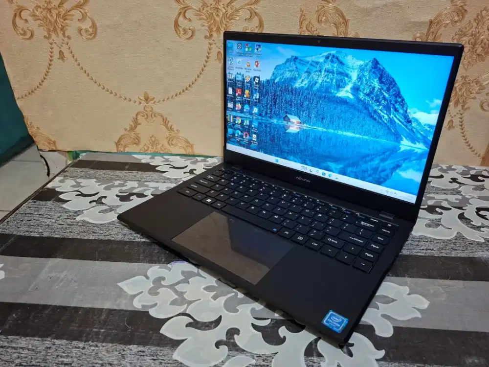 Laptop murah cuma 2,2 udah dapet semulus ini