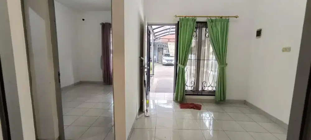 Rumah rapi di cluster harmoni harapan indah Bekasi