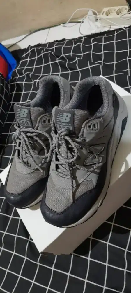 Sepatu second original