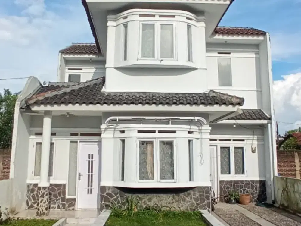 Murah Rumah Bagus 2 Lantai di Ciganitri