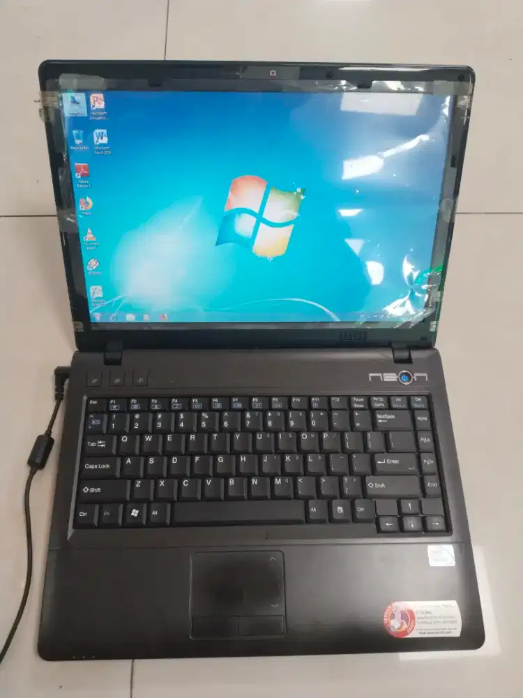 Dijual laptop Axioo Intel Dual Core Ram 2GB HDD 250GB siap pakai 24jam