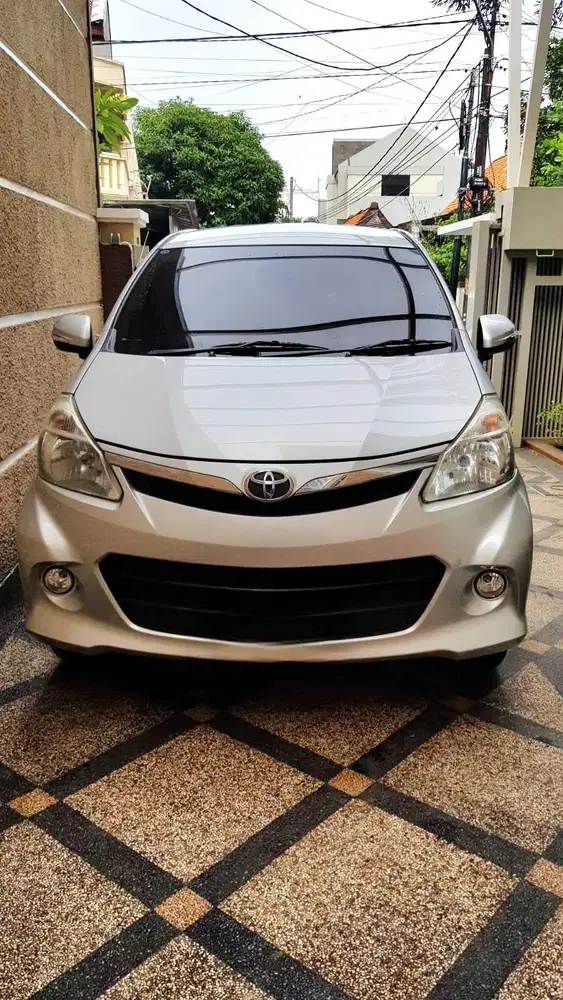 Avanza Veloz 1.5 AT Silver Pemakai