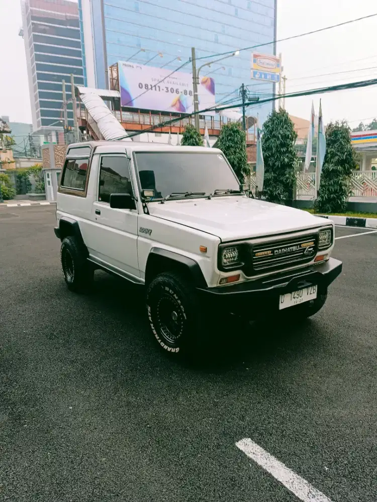 Daihatsu Taft Rocky 4x4 MT Diesel
