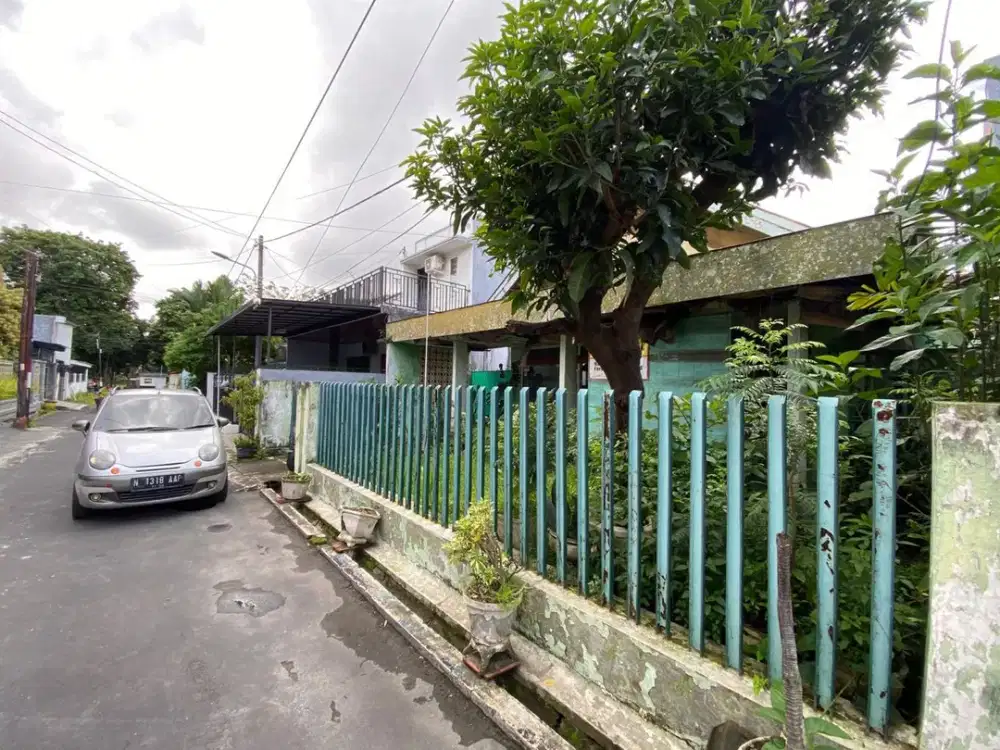 Rumah Bareng Klojen Malang Kota Dijual cepat Edisi B.U Poll dekat alun2