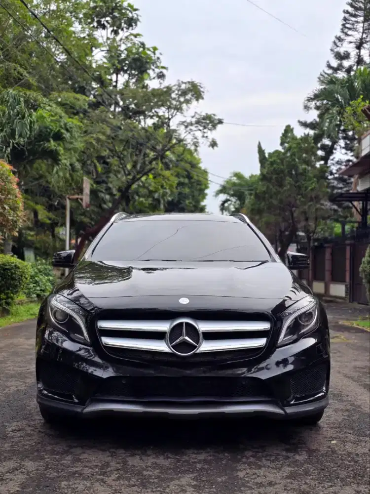 Mercedes-Benz GLA 200 1.6 AMG 2015