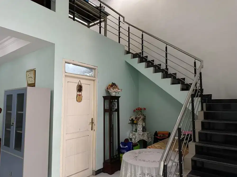 DIJUALM RUMAH SIMPANG DARMO PERMAI SELATAN STARTEGIS SIAP HUNI