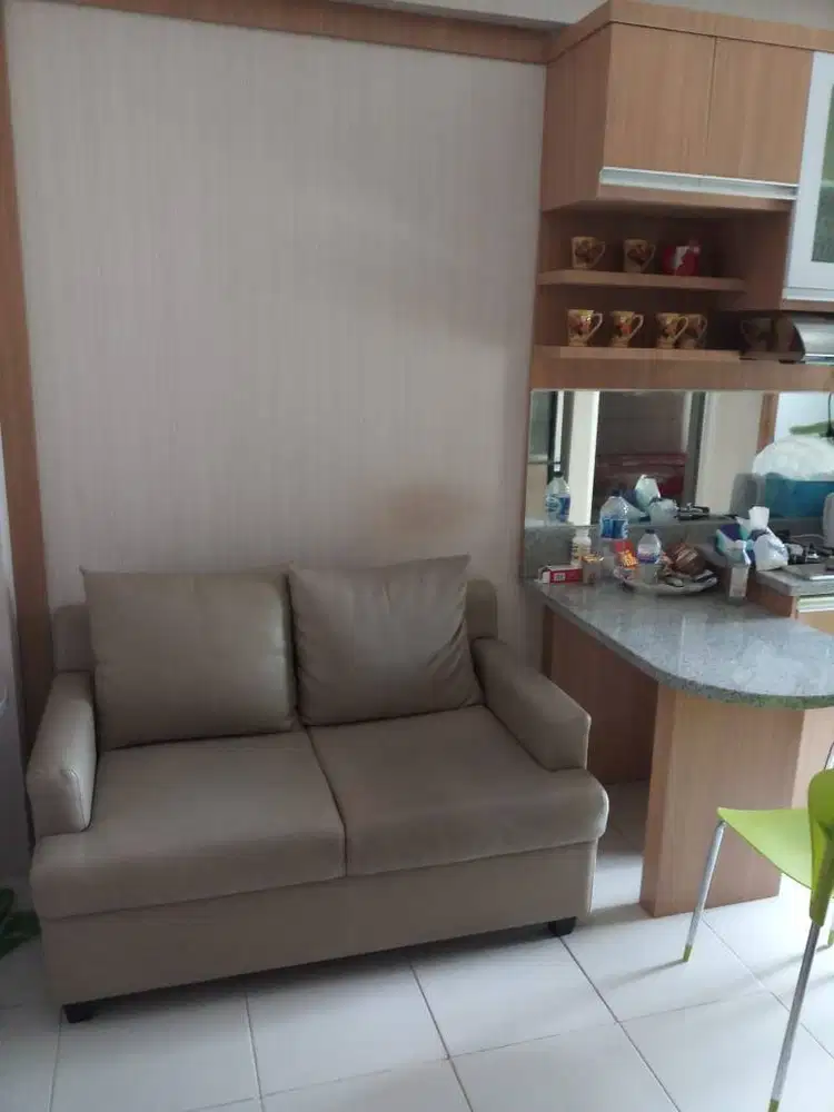 Gunawangsa Manyar 2 BR Furnish MURAH !