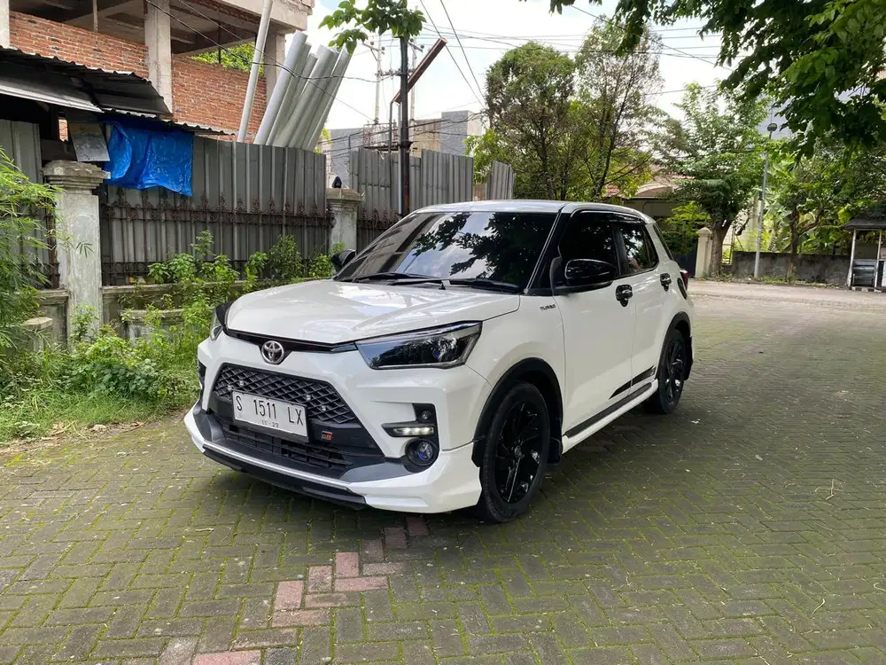 TOYOTA RAIZE GR  1.0 MATIC 2022 ONE TONE