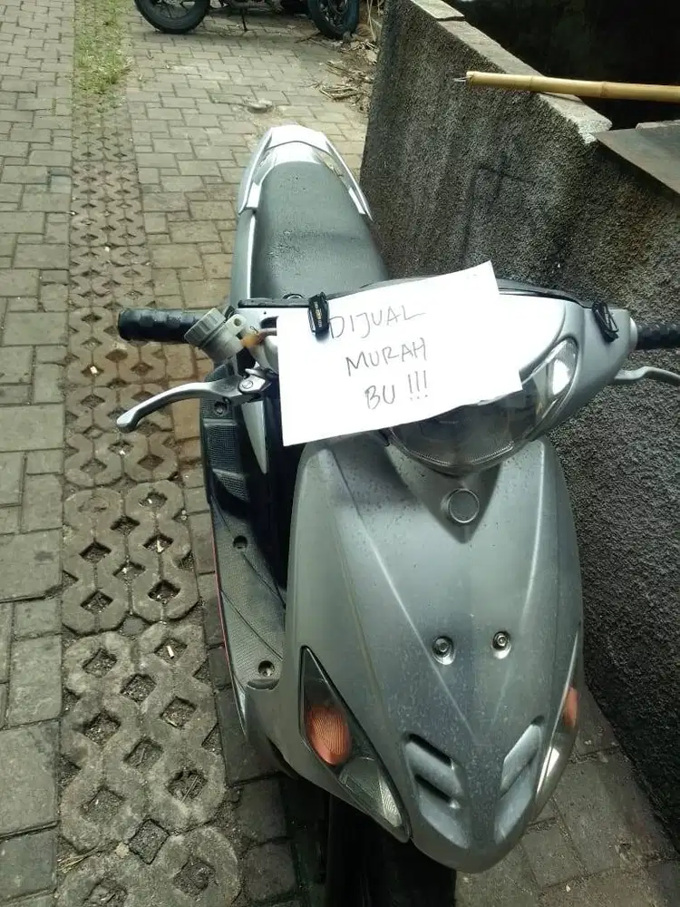 Motor bekas BU butuh uang