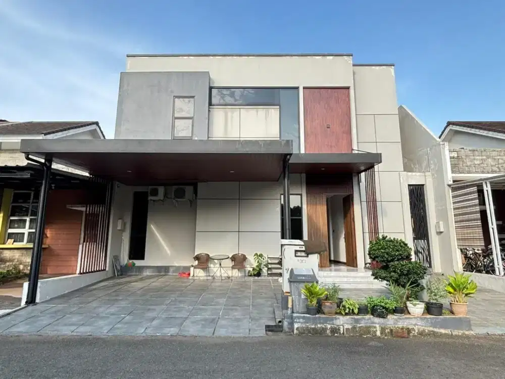 Dijual Rumah Cluster Aquatic Garden 2 Lantai, Luas Tanah 180M2, Kamar Tidur 4+1, SHM, Full Furnished, Menghadap Selatan, Grand Wisata Bekasi