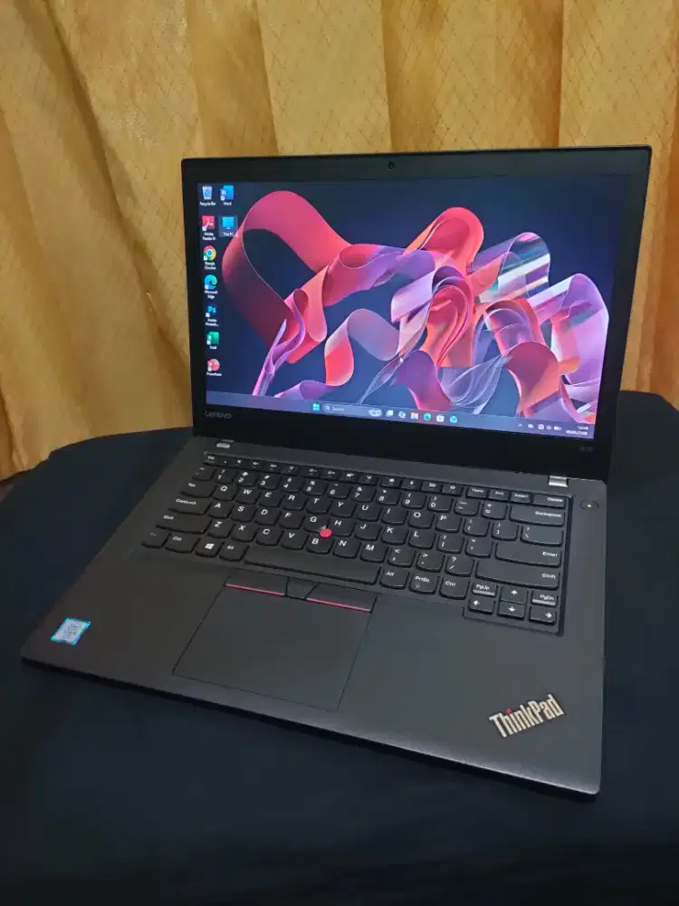LAPTOP LENOVO T470 i5 6300U RAM 8/256GB Mulus
