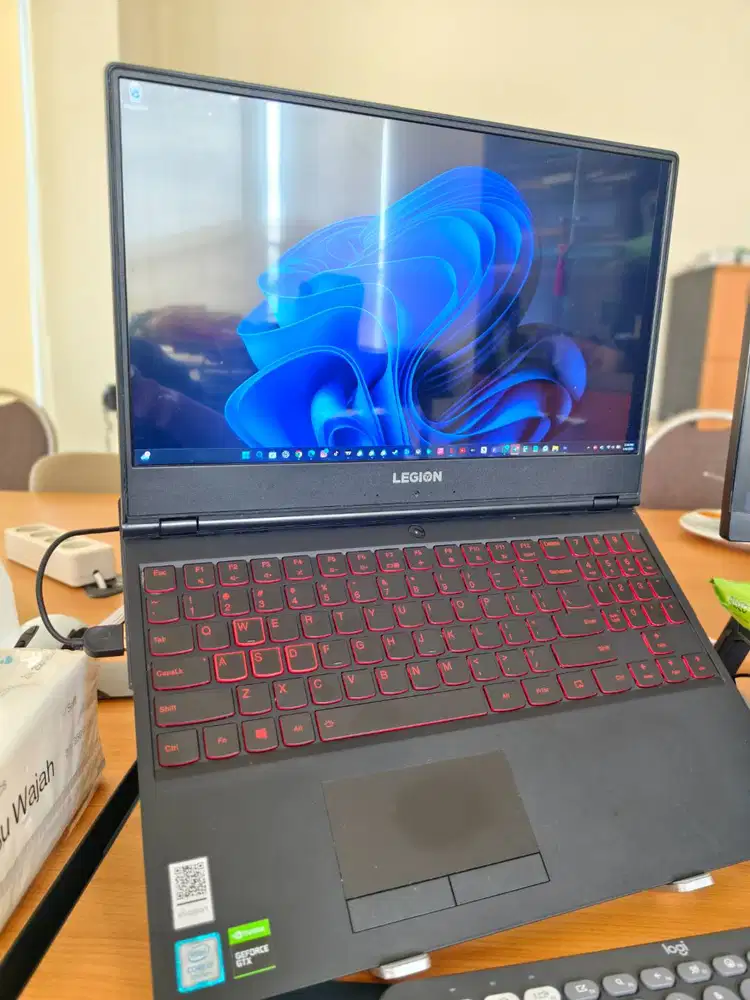 Lenovo Legion Y7000 i7 Gen 9 | GTX 1650 | RAM 16GB | Gaming & Editing