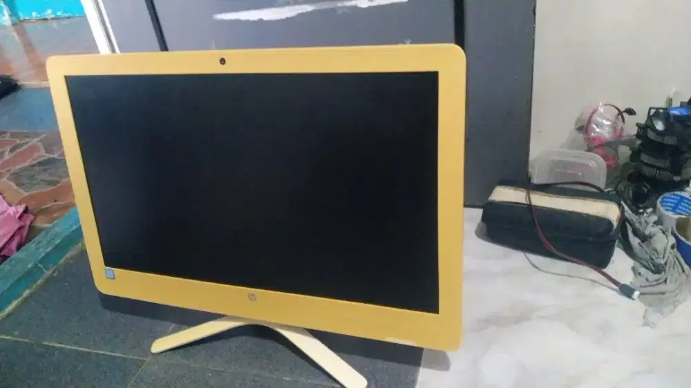 AIO HP Rusak Core i5 Gen6 Layar 24inch..jual rusak (tanpa ram & hdd)