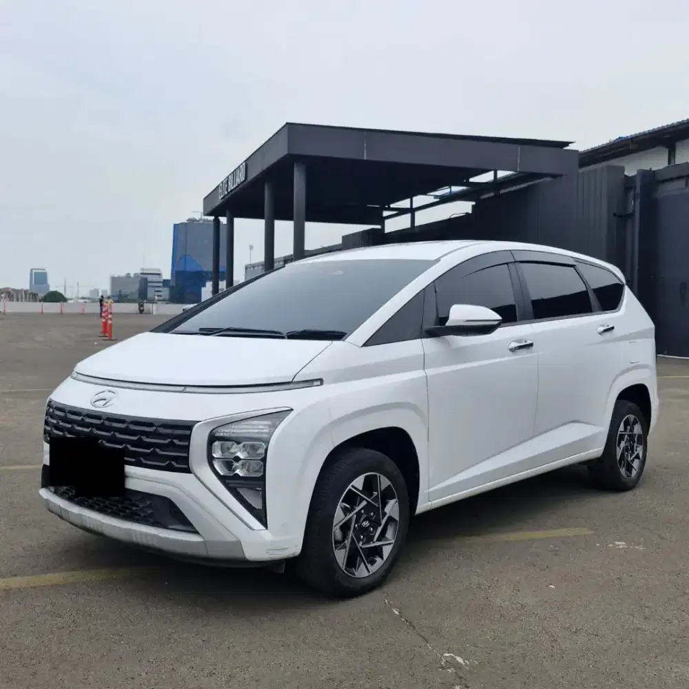 Hyundai Stargazer Prime Type tertinggi 2022 KM 40rb Good Condition.