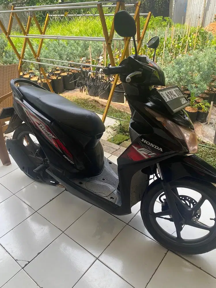 Honda Beat 2014 SS Lengkap Mulus