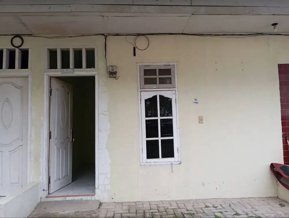 DISEWAKAN KAMAR KOS KHUSUS MUSLIM