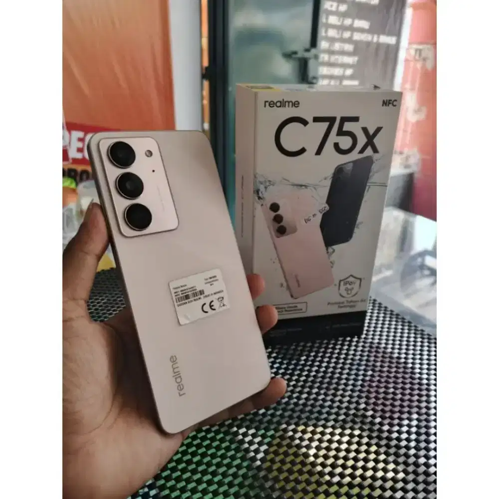 Realme c75x Ram 8/128 NFC Mulus Masih Garansi Pemakaian 3 Bulan