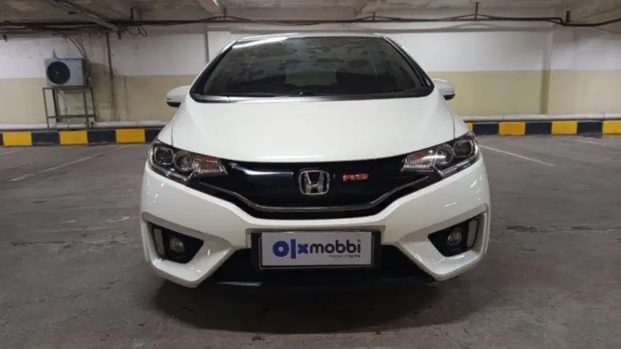 DP MURAH Honda Jazz 1.5 RS Bensin-AT 2016 CTBSB