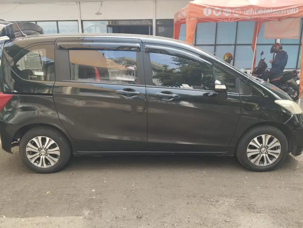Honda Freed 2013 Bensin