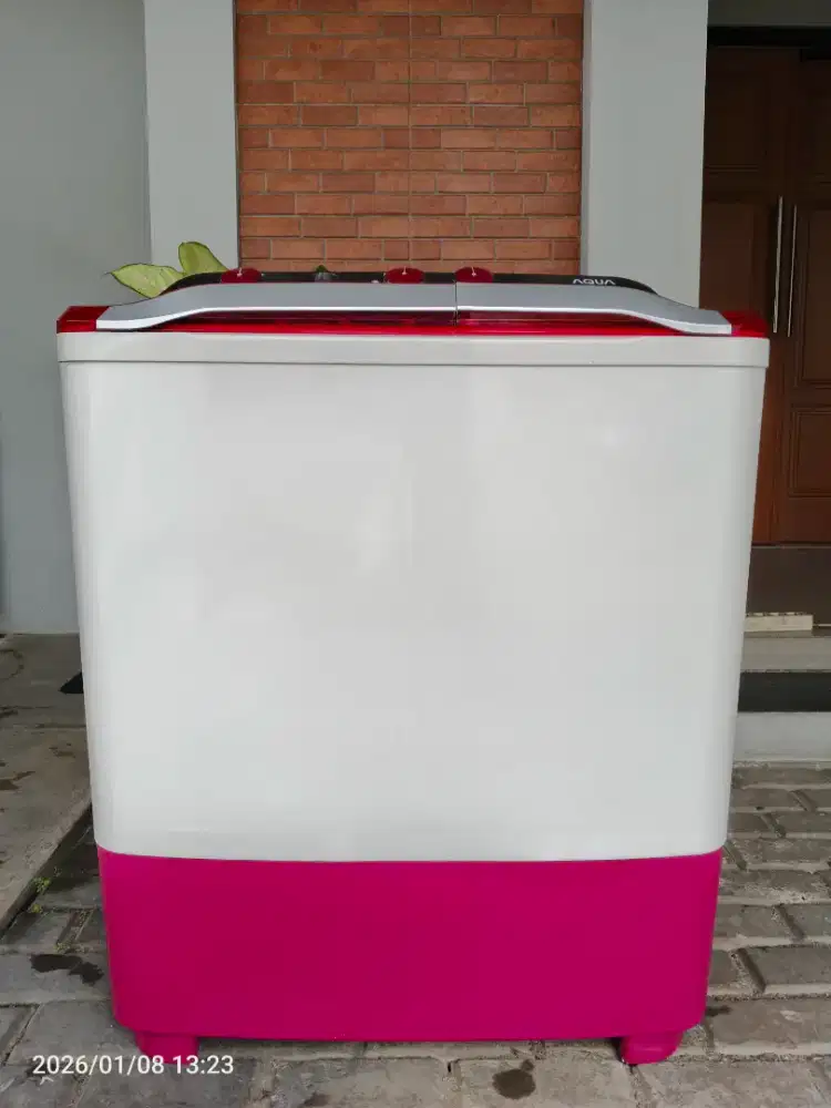 Mesin cuci 2 tabung Aqua 8kg