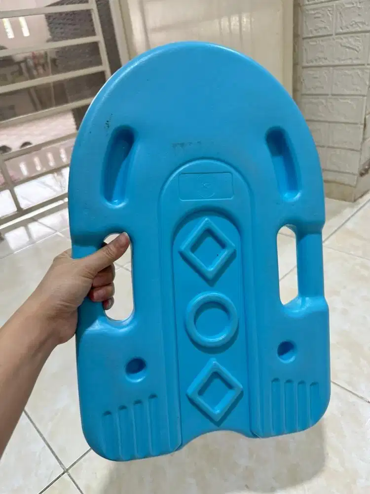 Papan latihan renang anak preloved