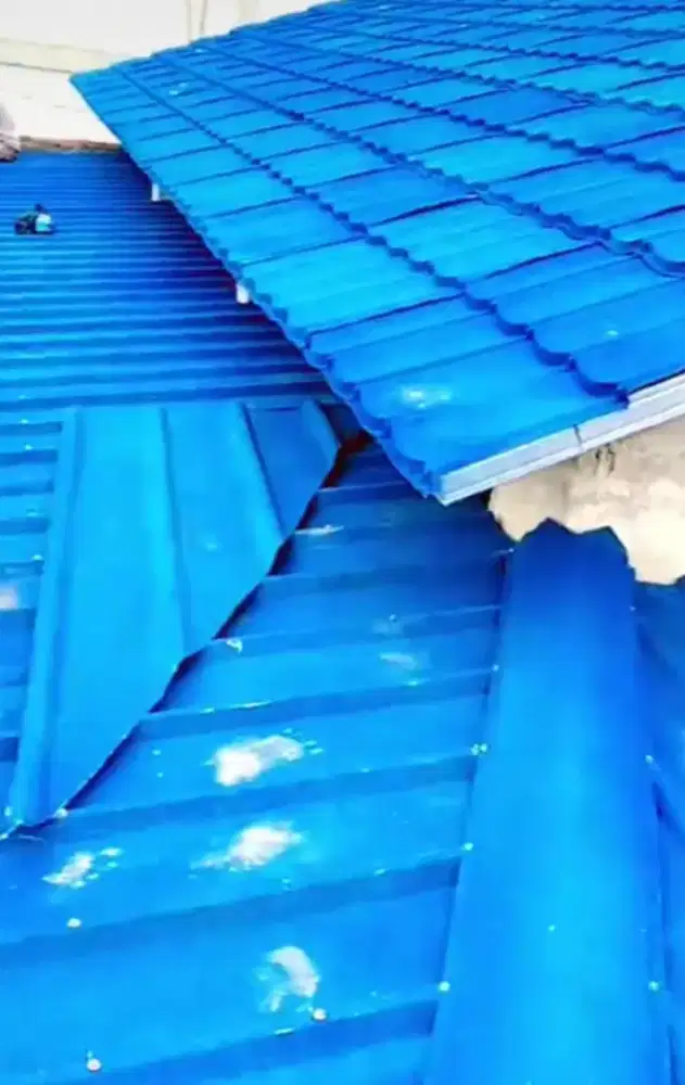 TukanG atap Bocor.talng air