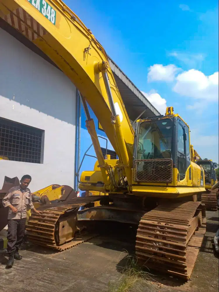 Exca 30T Komatsu PC300 SN C.90603