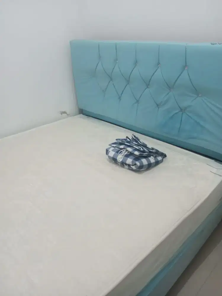 SPRING BED MINIMALIS UKURAN 160x200