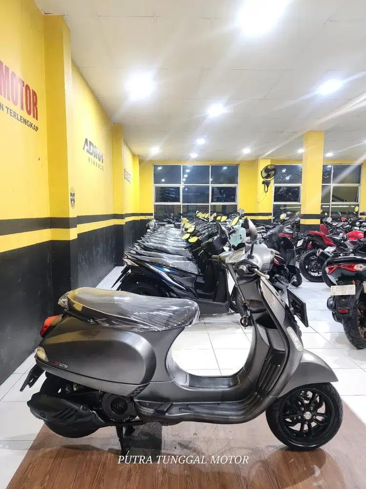 Jual cash kredit vespa 125 s