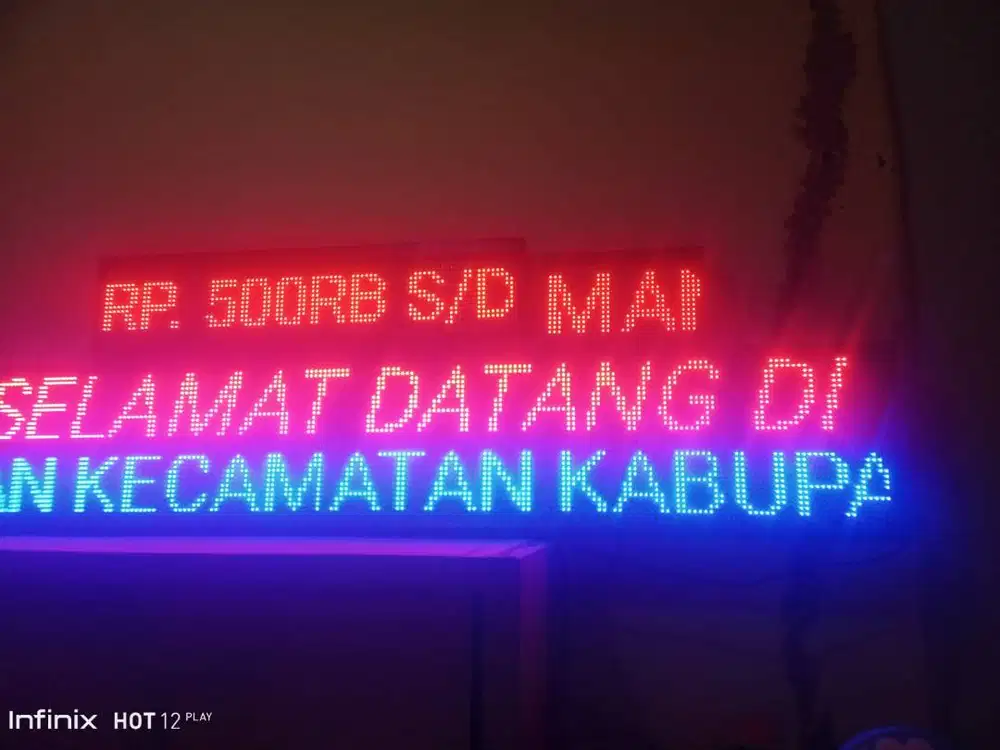 Running text papan iklan berjalan