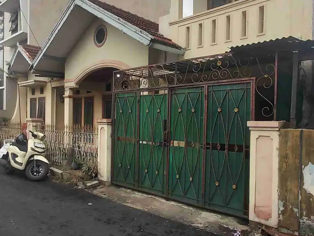 Dijual Rumah di Margahayu Raya
