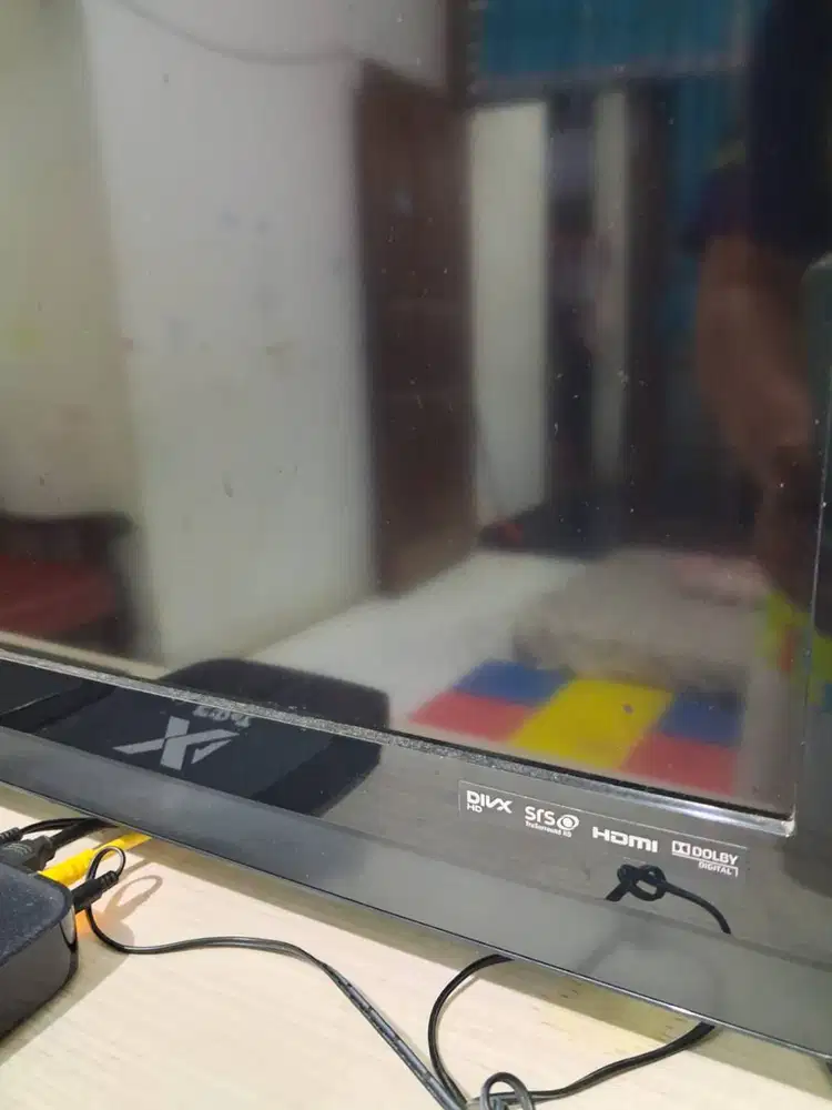 TV 60 inch Sharp Android TV Box