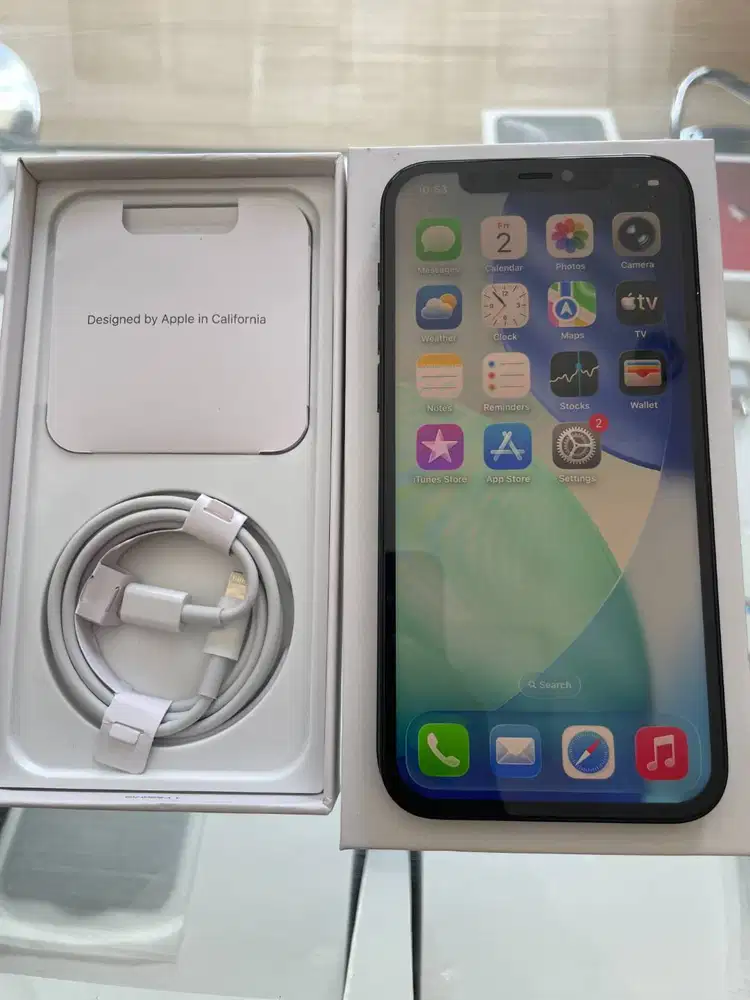 iPhone 12 Black 64GB Kondisi Bagus dan Mulus Like New