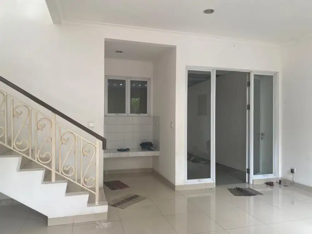 Sewa Rumah 2 Lantai Dengan Harga Terjangkau Belakang Sudah Rapih Cluster Thames Jakarta Garden City, Cakung, Jakarta Timur, 007