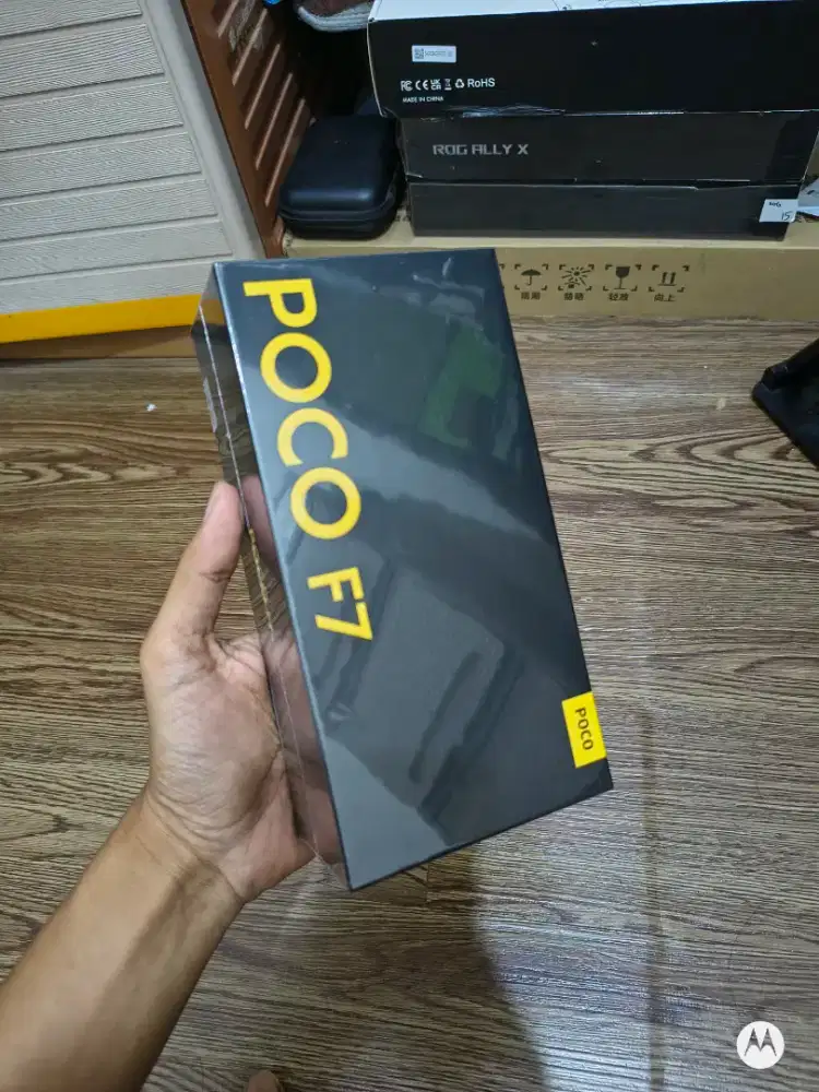 Xiaomi poco f7 putih 12/512gb