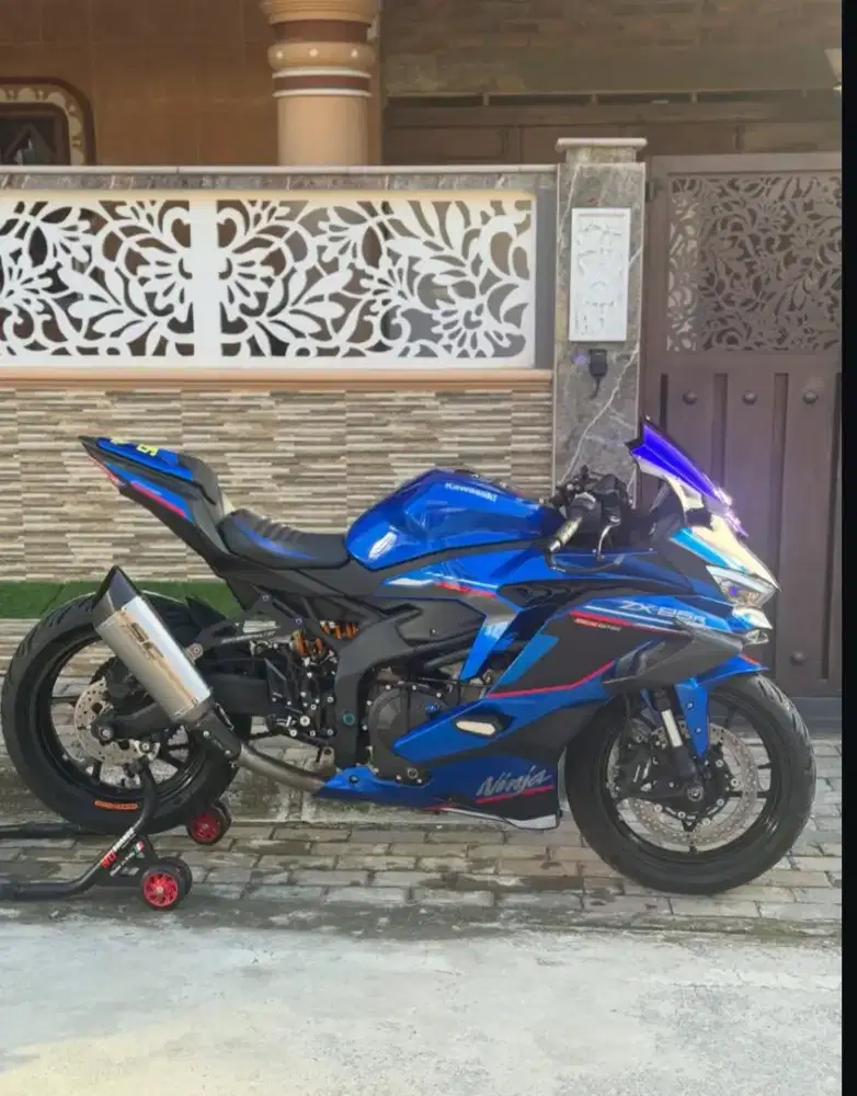 ZX25r ABS SE 2025  tangan pertama modifikasi 30jt+ part ori lengkap