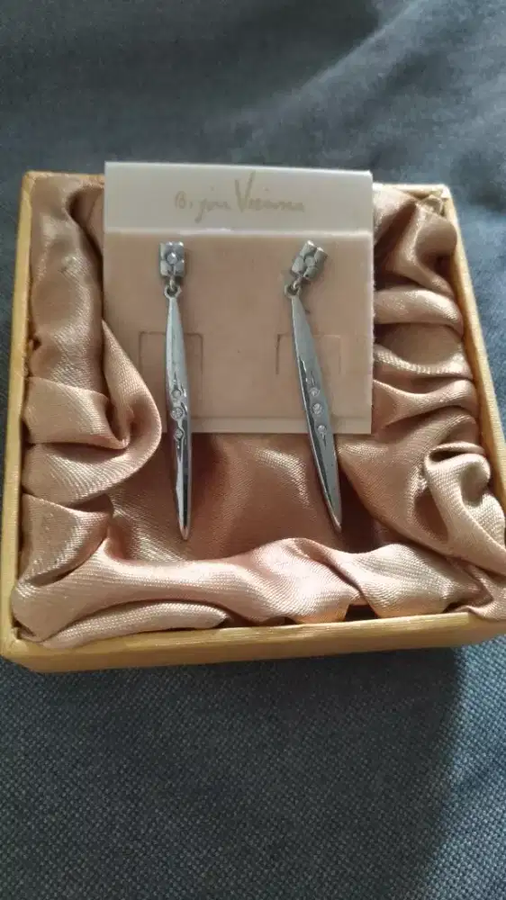 Jual anting tusuk panjang