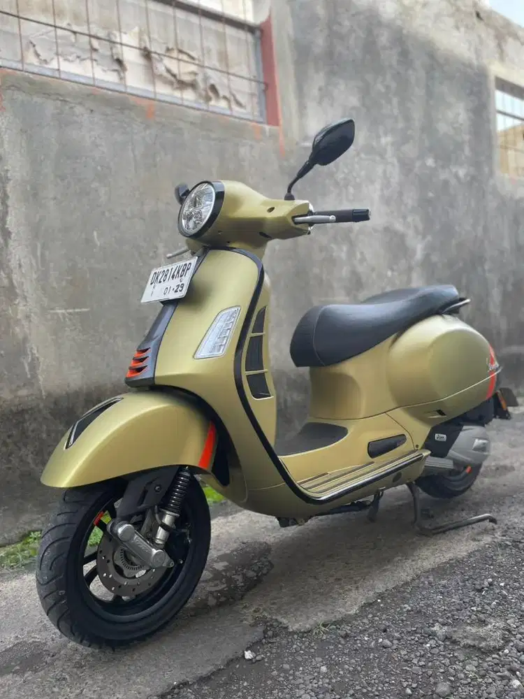 Vespa gts super sport  150 2023  green remote ,chip komplit