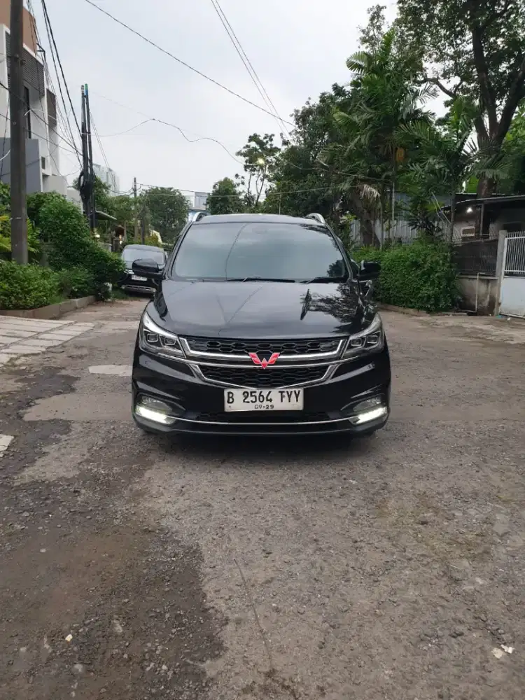 WULING CORTEZ T LUX SUNROOF 2019