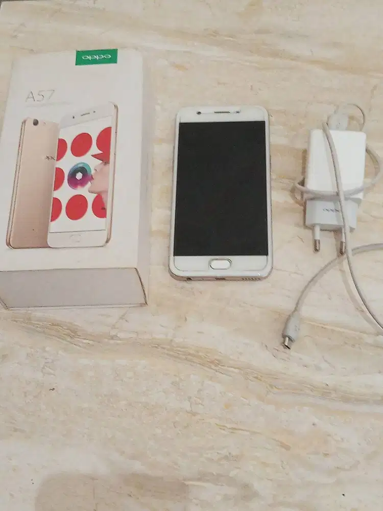 OPPO A57 kondisi bagus