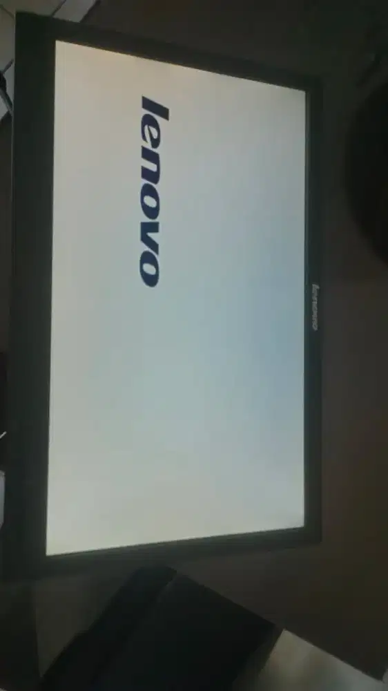 dijual monitor 19inch bekas