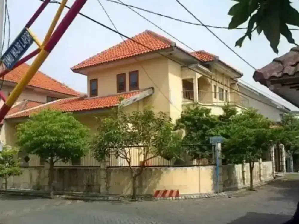 ‼️Dibawah Pasar‼️ Rumah Hook di Kebraon - Dekat Gunungsari Wiyung