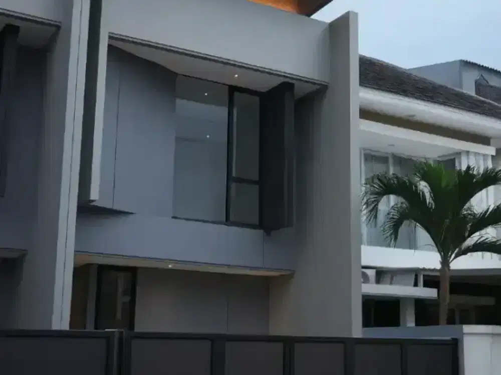 ‼️Premium Quality‼️ Rumah Cantik di Rungkut mapan Tengah dkt Raya MERR