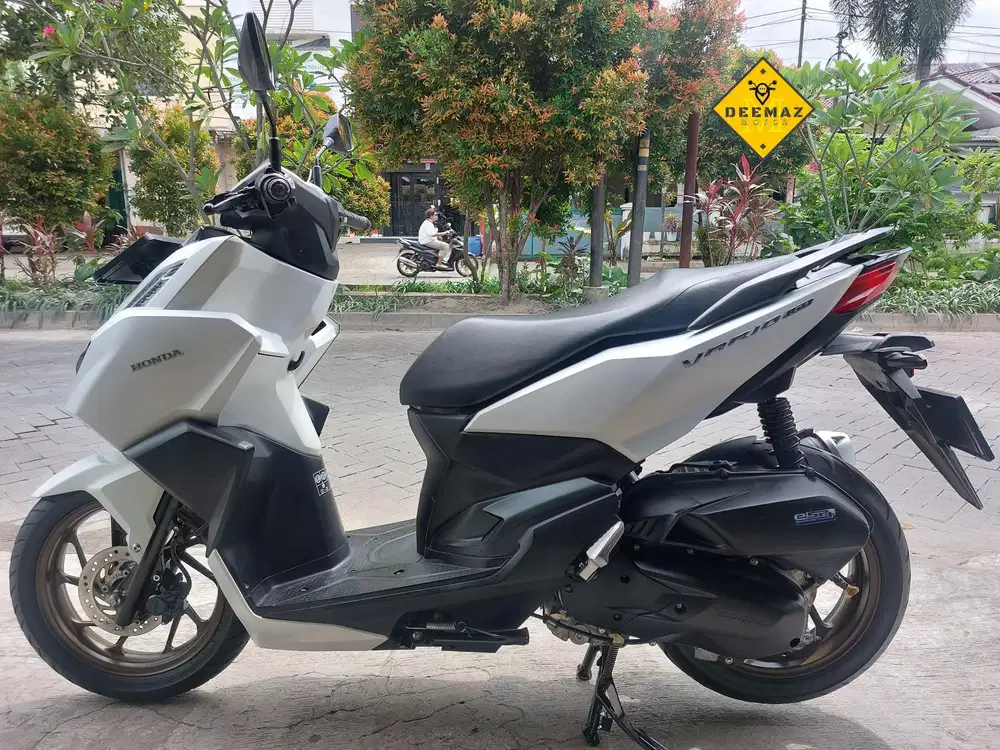 (DP 900 Rb)‼️ Vario 160 CBS Putih 2024 Cash, Kredit & Tukar Tambah