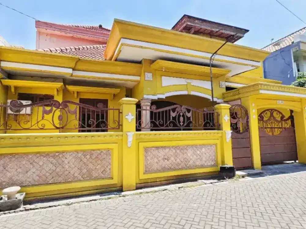 ‼️Luas 256 m²‼️ Rumah Classic Murah di Karah Ketintang dekat Kebonsari